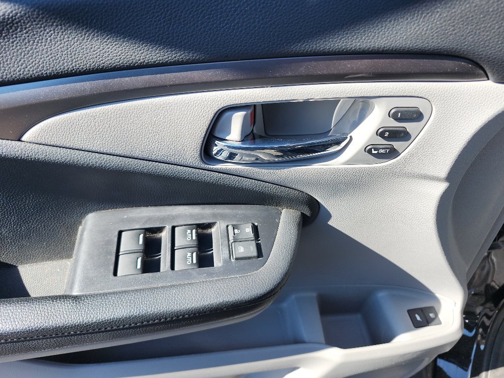 Used 2019 Honda Pilot EX-L image 17