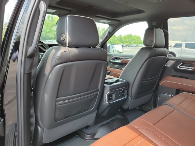 New 2026 GMC Sierra 1500 Denali Ultimate w/ LPO, Black Badging Package AWD/4WD image 13