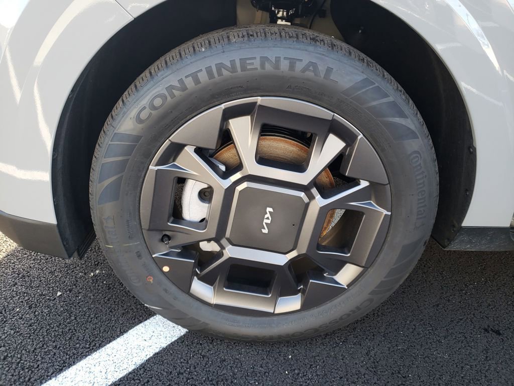 New 2026 Kia Carnival EX FWD image 27