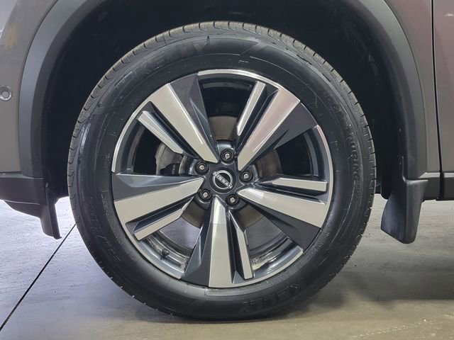 Used 2023 Nissan Rogue Platinum w/ Platinum Premium Package image 10