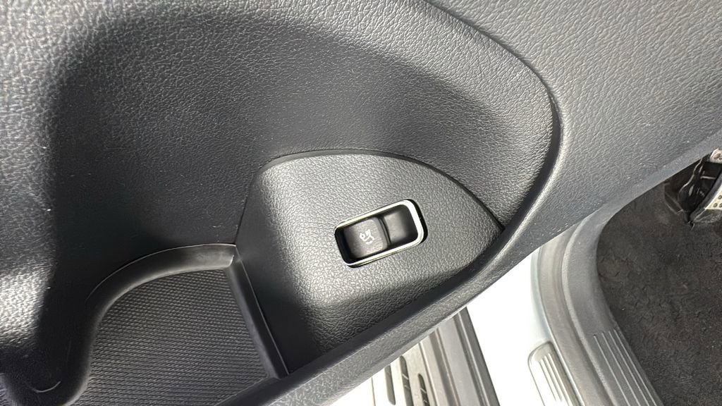 Used 2024 Mercedes-Benz GLS 580 4MATIC image 22