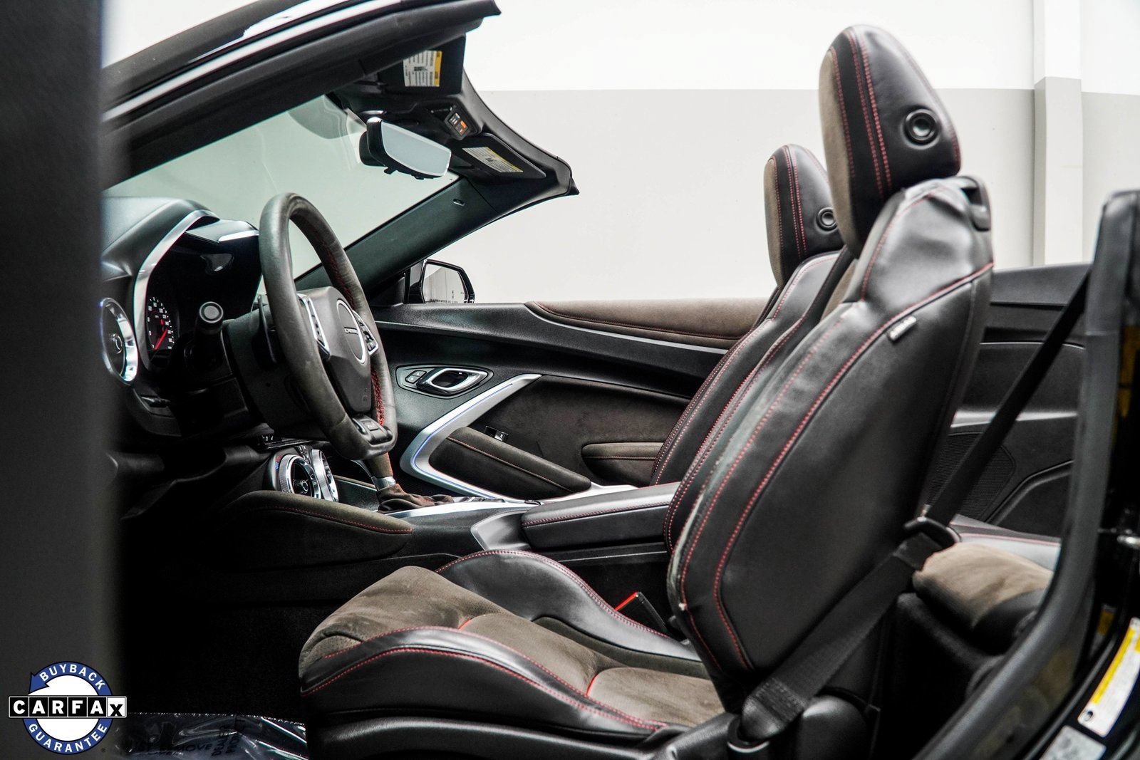 Used 2021 Chevrolet Camaro ZL1 RWD image 36