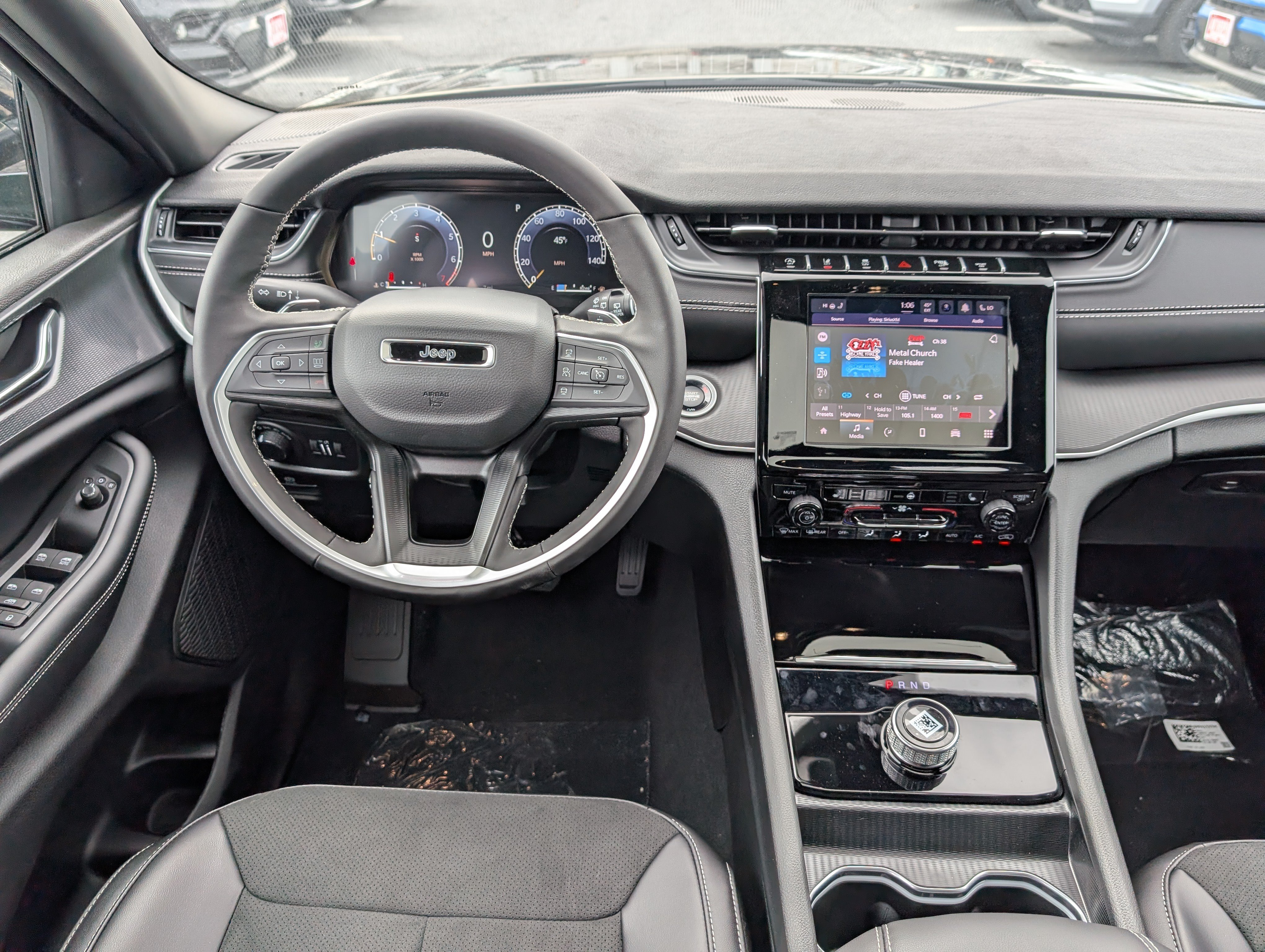 New 2025 Jeep Grand Cherokee Altitude AWD/4WD image 15
