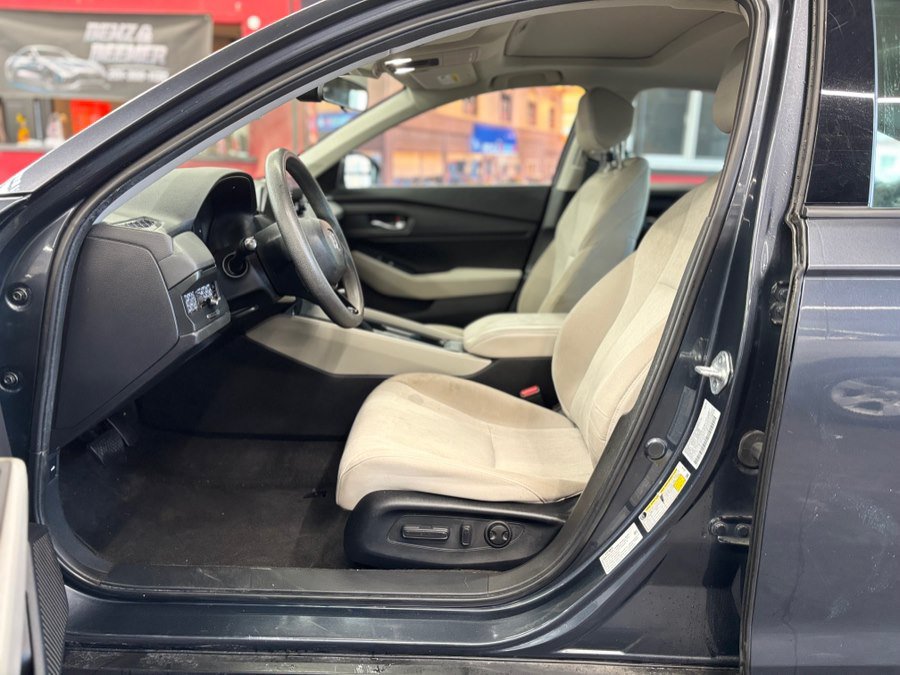 Used 2023 Honda Accord EX image 8