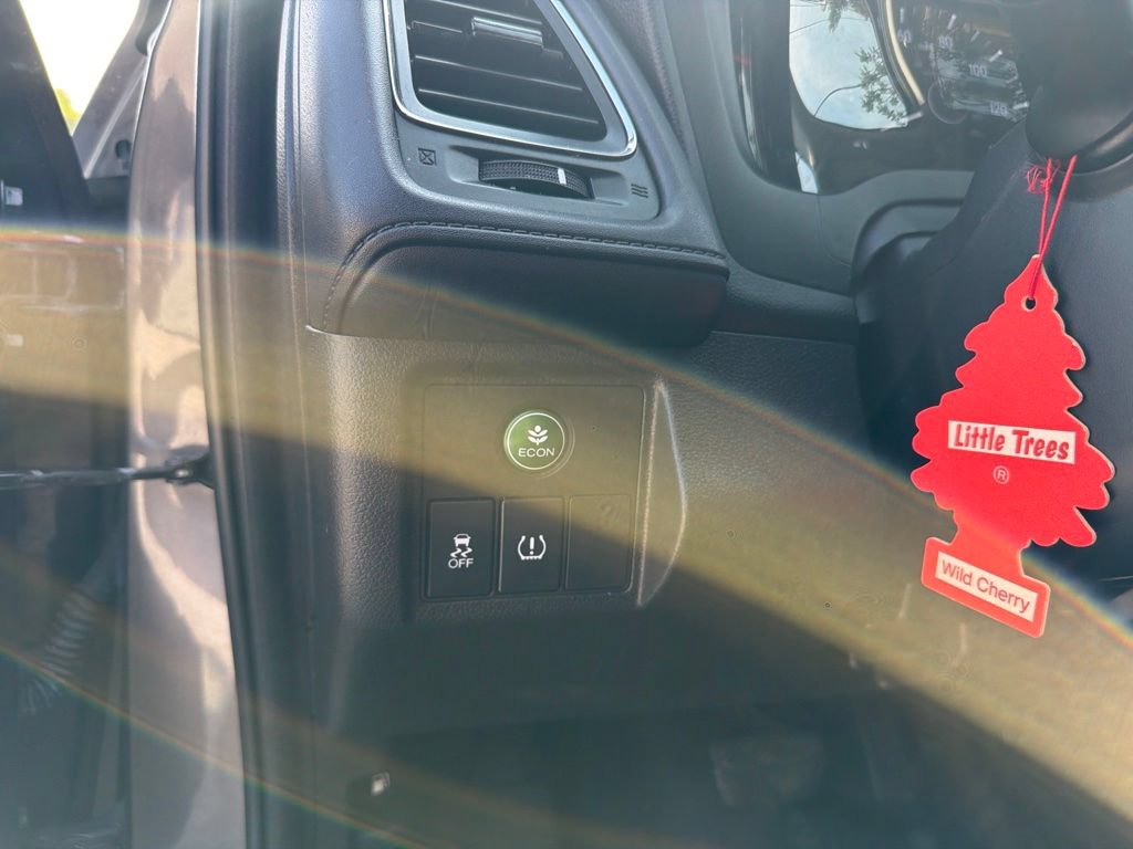 Used 2018 Honda HR-V EX image 10