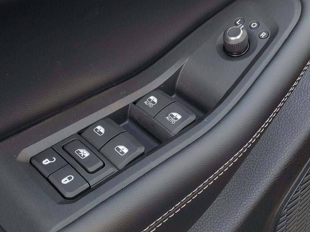 New 2027 Jeep Grand Cherokee L Limited AWD/4WD image 8