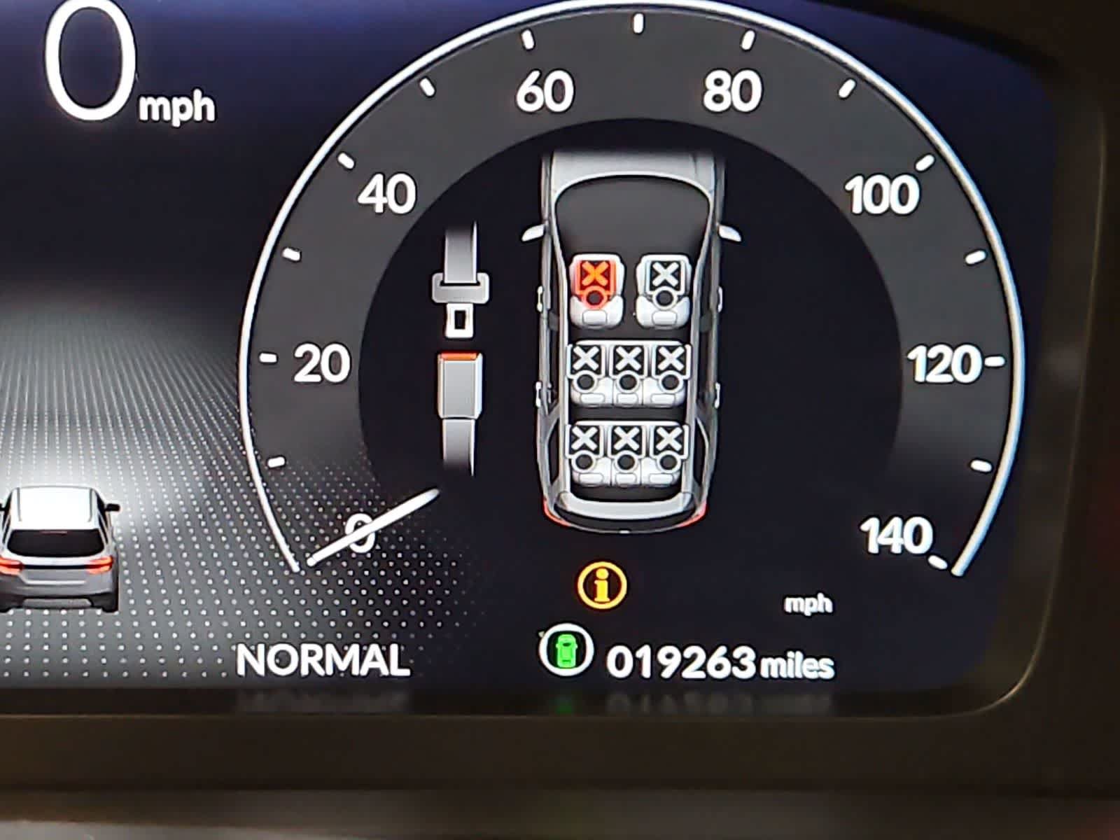 Used 2025 Honda Pilot Elite image 16