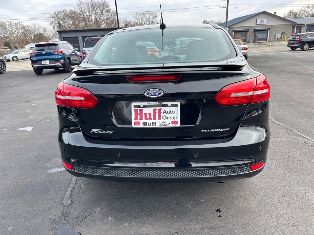 Used 2018 Ford Focus Titanium FWD image 7