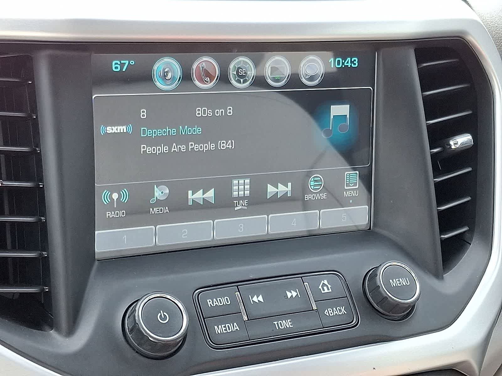 Used 2017 GMC Acadia SLT AWD/4WD image 19