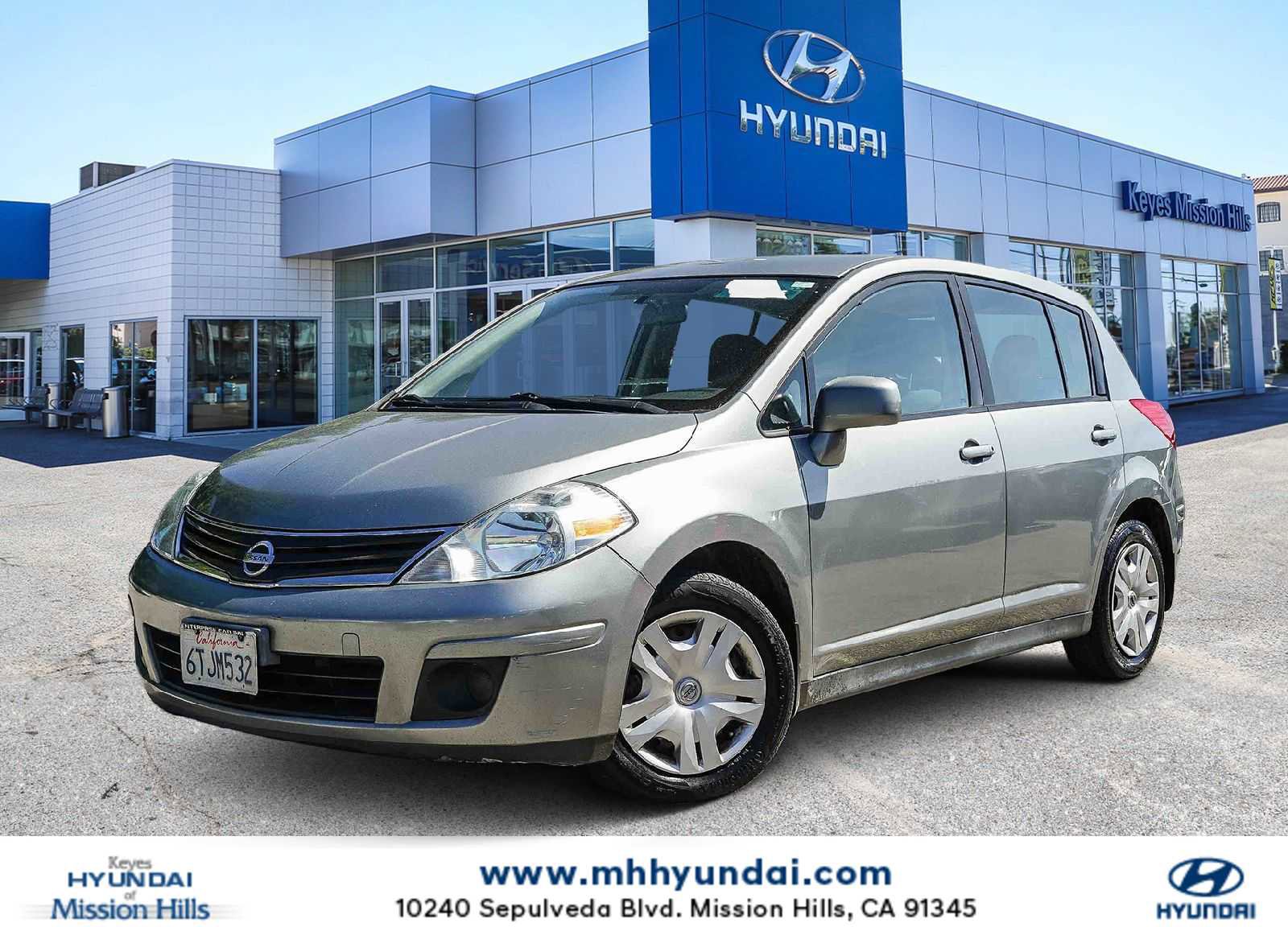 Used 2012 Nissan Versa 1.8 S w/ Plus Pkg image 1