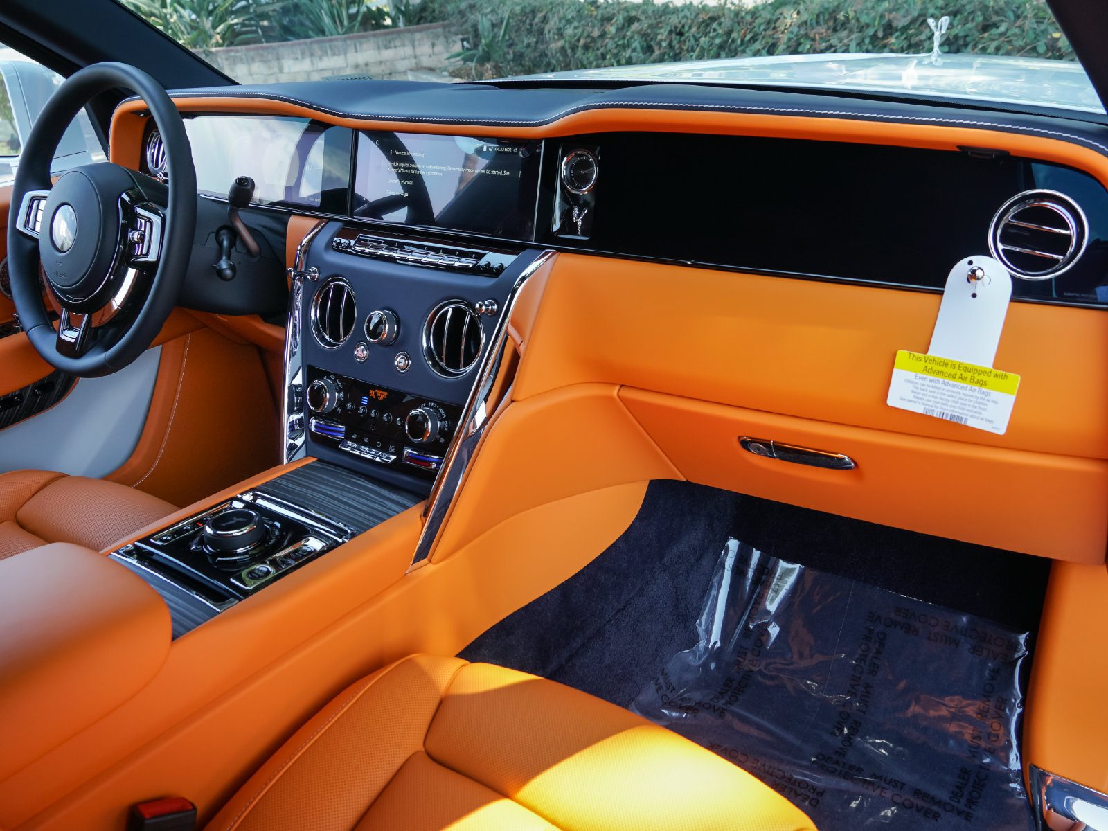 New 2026 Rolls-Royce Cullinan w/ Cullinan Package AWD/4WD image 2