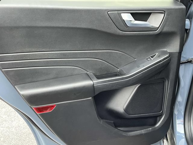 Used 2025 Ford Escape ST-Line AWD/4WD image 16
