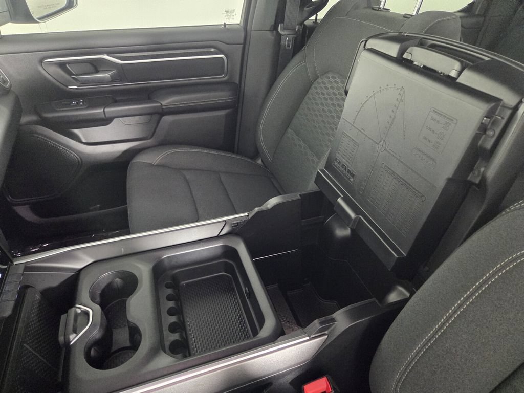 Used 2025 RAM 1500 Big Horn RWD image 21