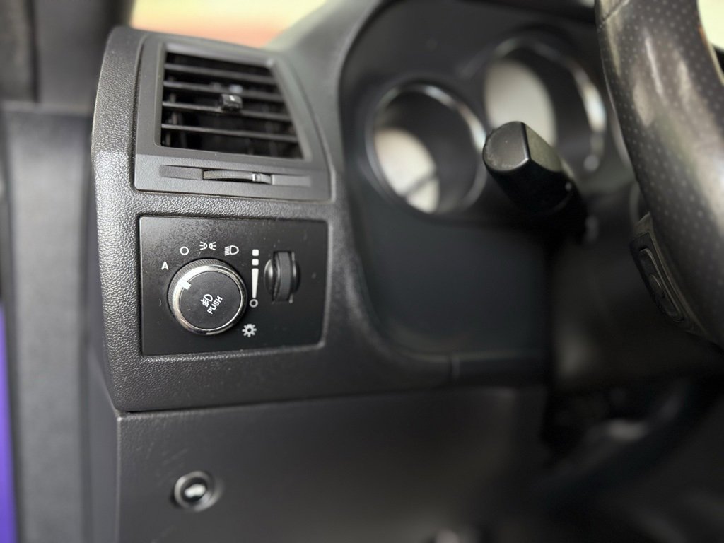 Used 2013 Dodge Challenger SRT8 Core image 27