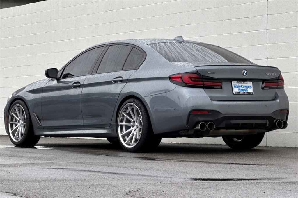 Used 2022 BMW M550i xDrive w/ Executive Package image 3