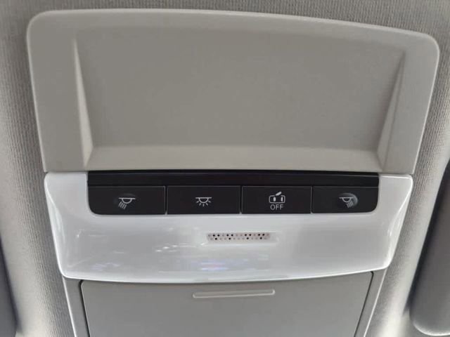 Used 2023 Nissan Sentra SR w/ Trunk Package image 38