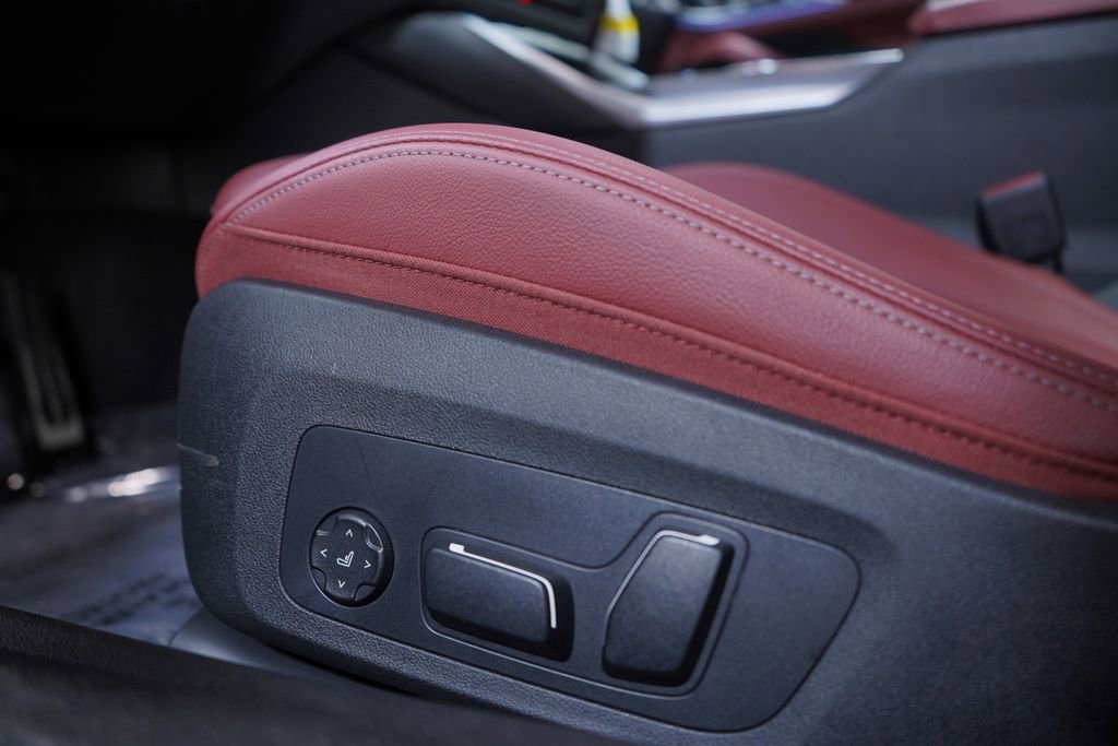 Used 2026 BMW 430i Coupe w/ M Sport Package image 17