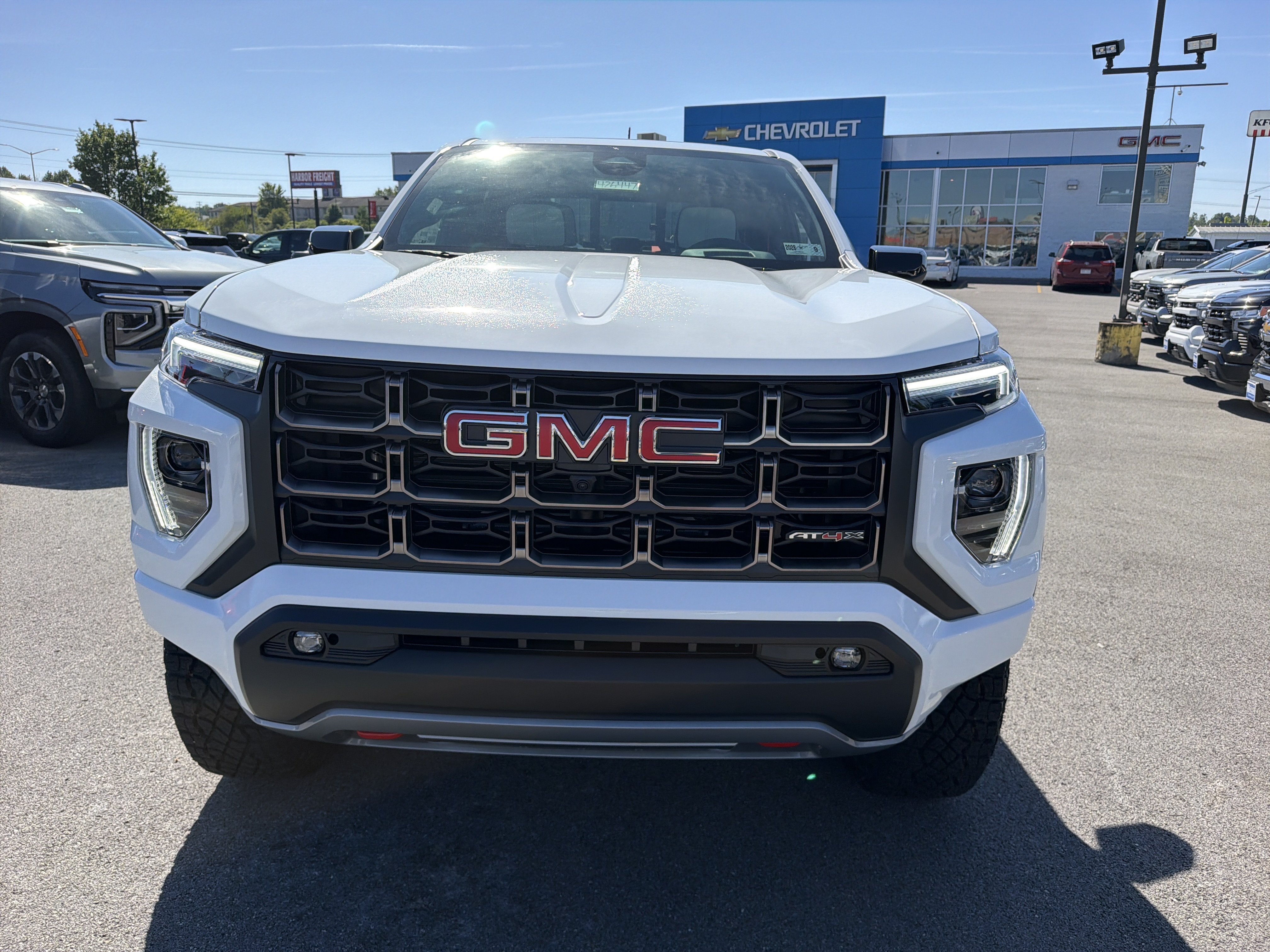 New 2026 GMC Canyon AT4X AWD/4WD image 2