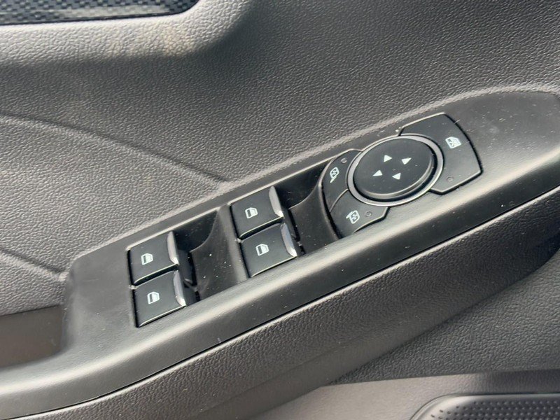 New 2026 Ford Escape ST-Line w/ Tech Pack #1 AWD/4WD image 17