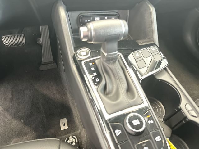 Certified 2023 Kia Sportage EX image 23
