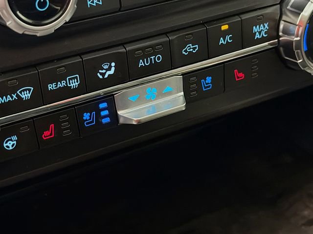 Used 2024 Ford F250 Lariat w/ Lariat Ultimate Package AWD/4WD image 25