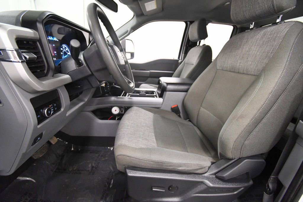 Used 2023 Ford F250 XLT AWD/4WD image 14