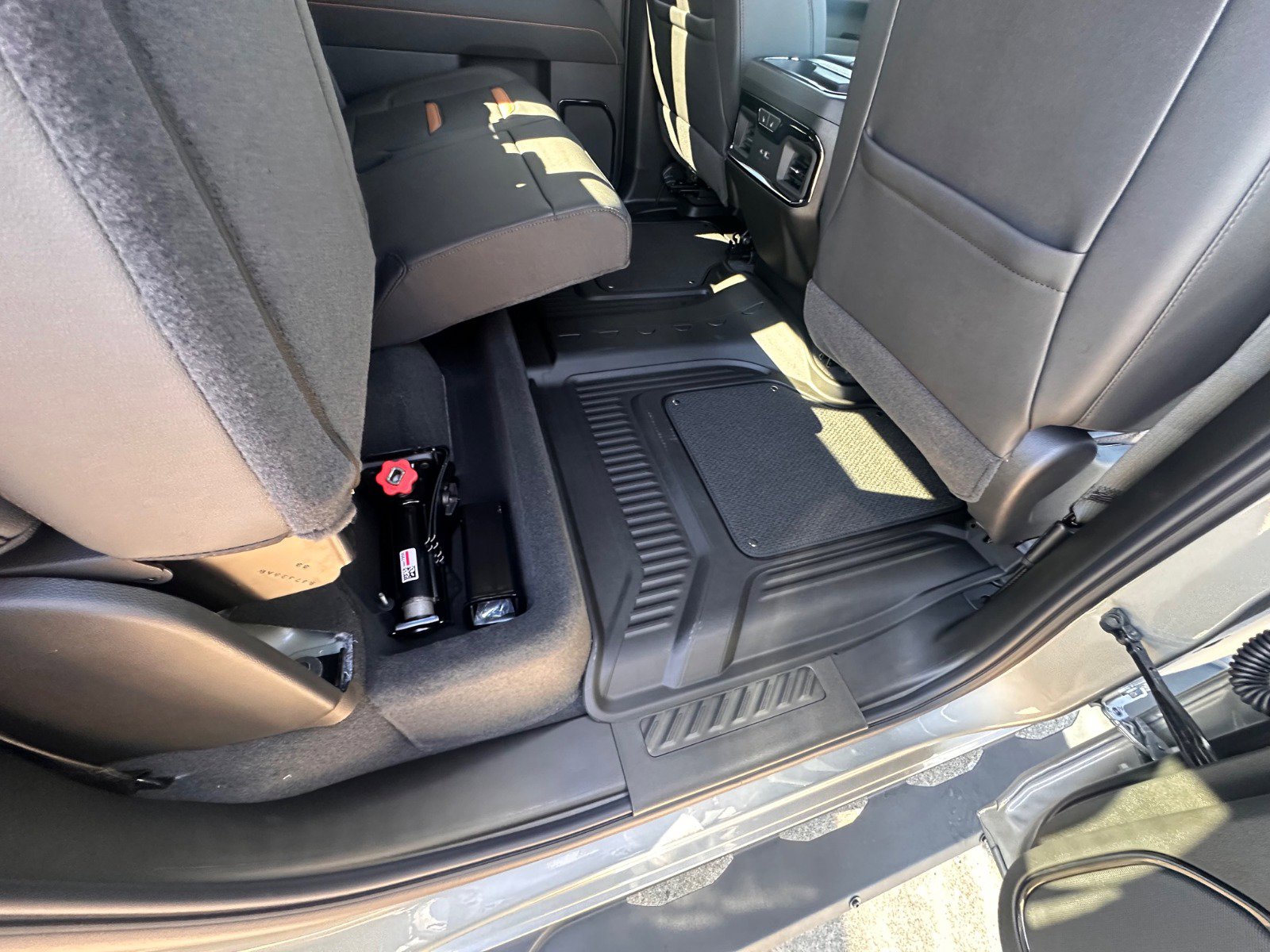 New 2026 GMC Sierra 2500 AT4 w/ AT4 Preferred Package image 31