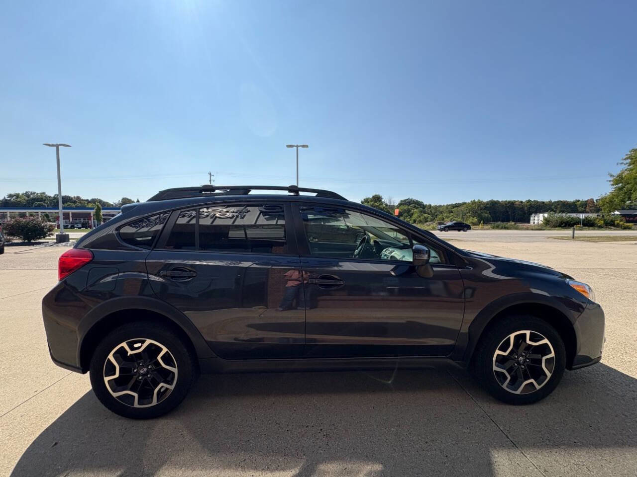 Used 2016 Subaru Crosstrek 2.0i Limited image 5