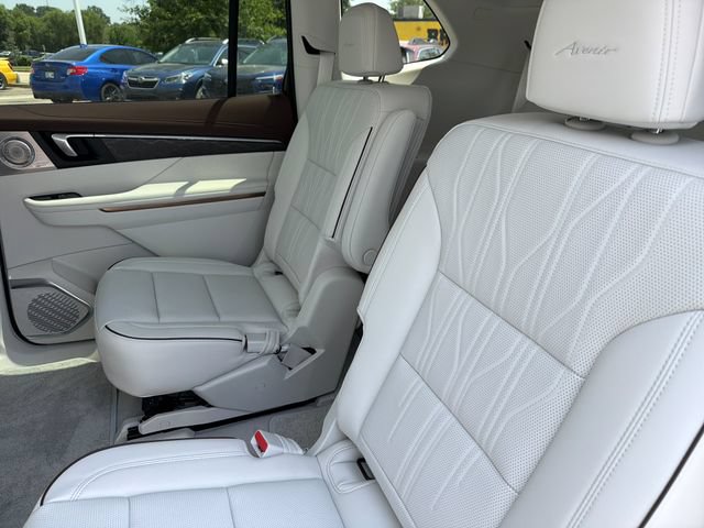 New 2026 Buick Enclave Avenir w/ Super Cruise Package FWD image 19