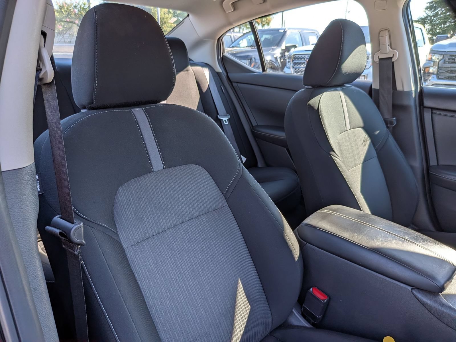 Used 2024 Nissan Sentra SV FWD image 36
