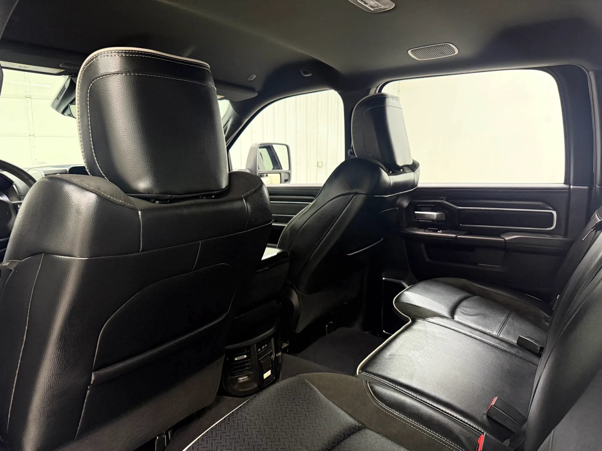Used 2026 RAM 2500 Laramie AWD/4WD image 16