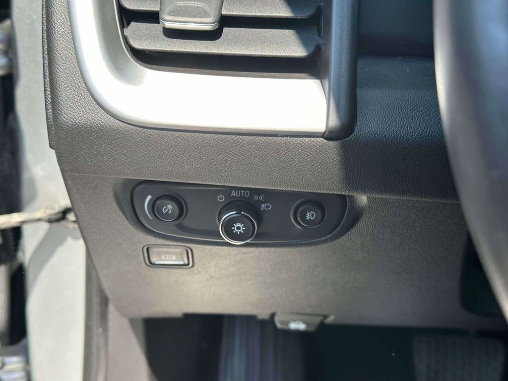 Used 2018 GMC Terrain SLT w/ Preferred Package AWD/4WD image 22