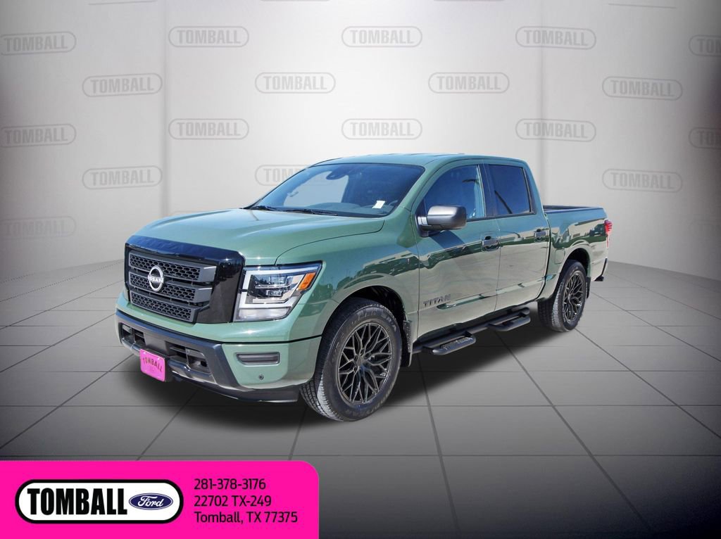 Used 2024 Nissan Titan SV w/ SV Bronze Edition Package image 3