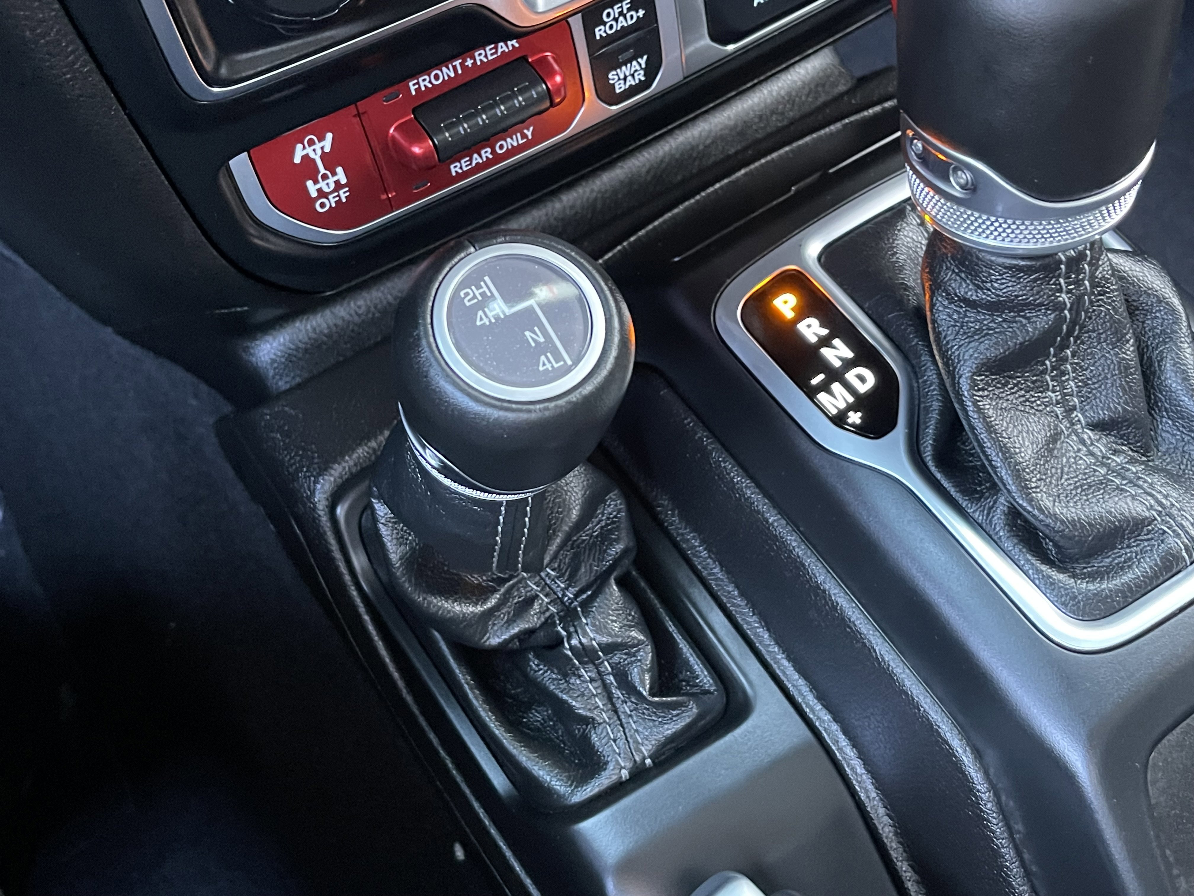 New 2026 Jeep Wrangler Unlimited Rubicon w/ Technology Group image 33