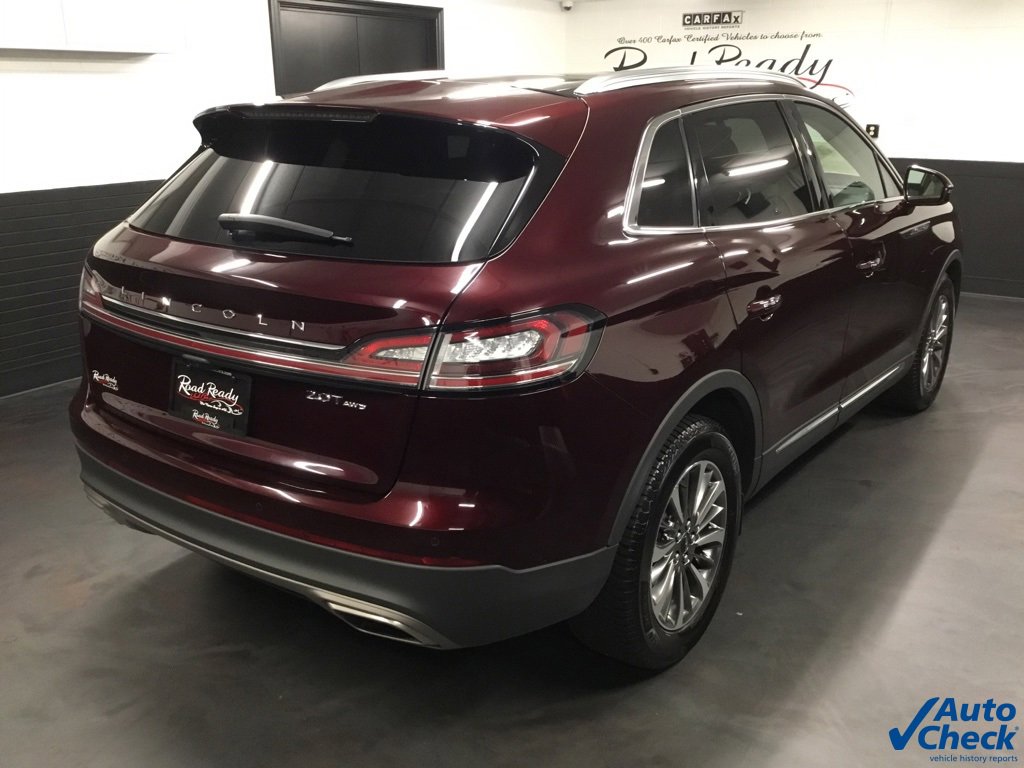 Used 2020 Lincoln Nautilus Reserve image 11