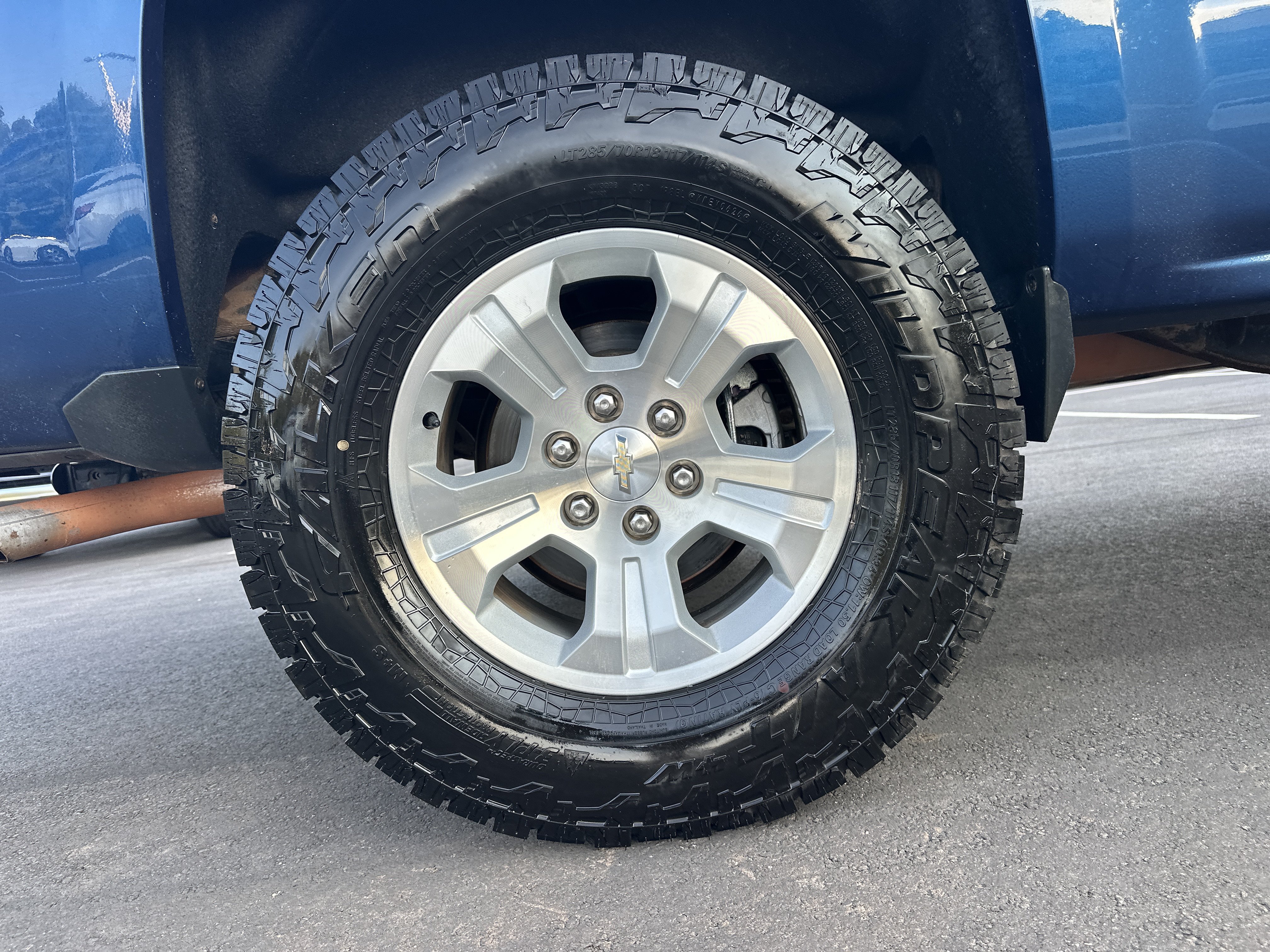 Used 2017 Chevrolet Silverado 1500 LT w/ All Star Edition AWD/4WD image 18