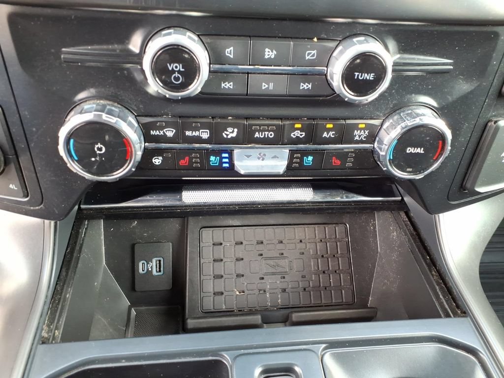 Used 2024 Ford F150 Lariat w/ Equipment Group 502A High AWD/4WD image 30