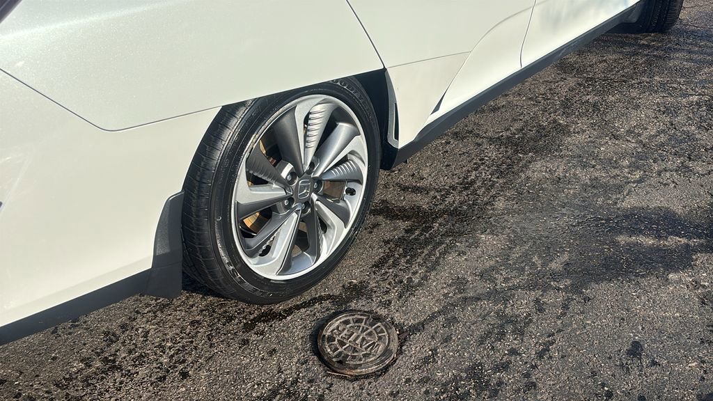 Used 2018 Honda Clarity Plug-In Hybrid image 8