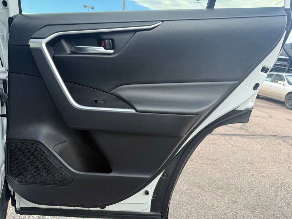 Used 2024 Toyota RAV4 XLE image 28
