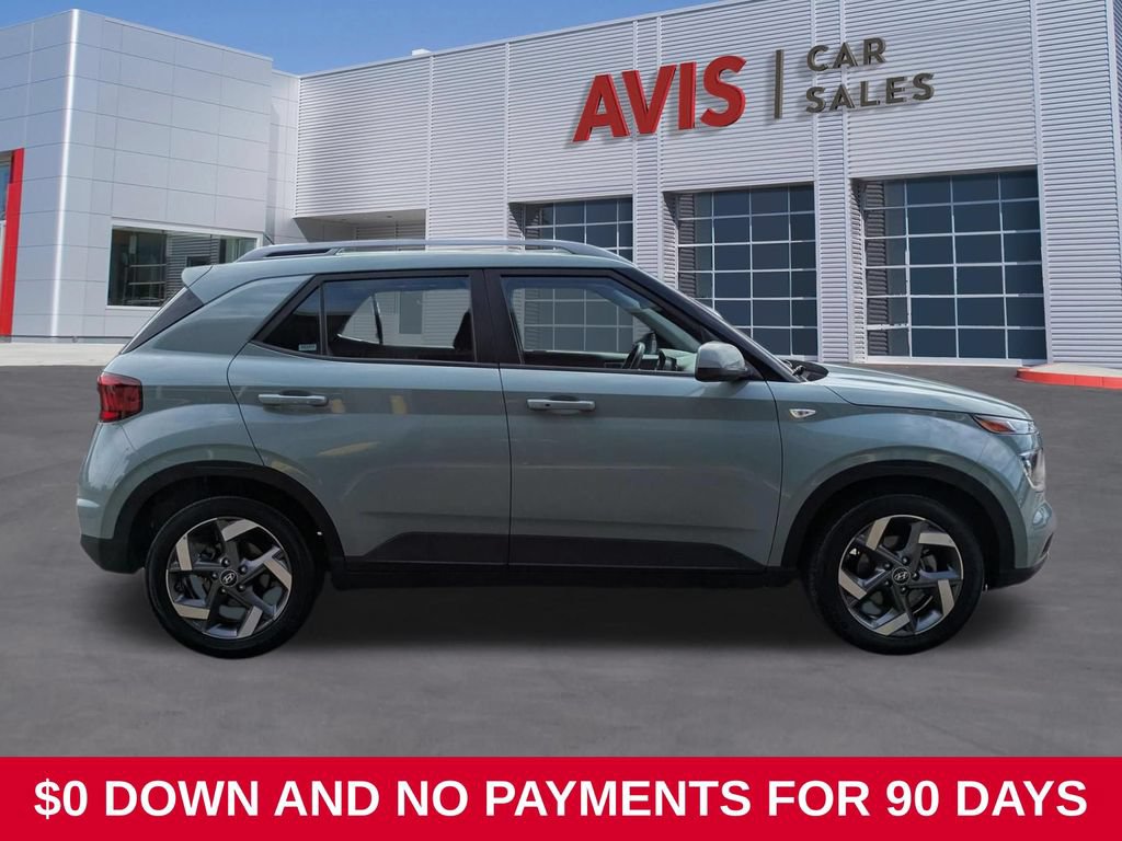 Used 2025 Hyundai Venue SEL FWD image 5
