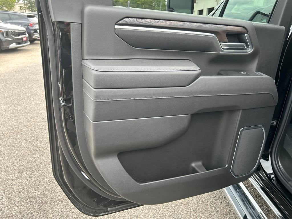 New 2026 GMC Sierra 2500 SLT w/ SLT Premium Package image 25