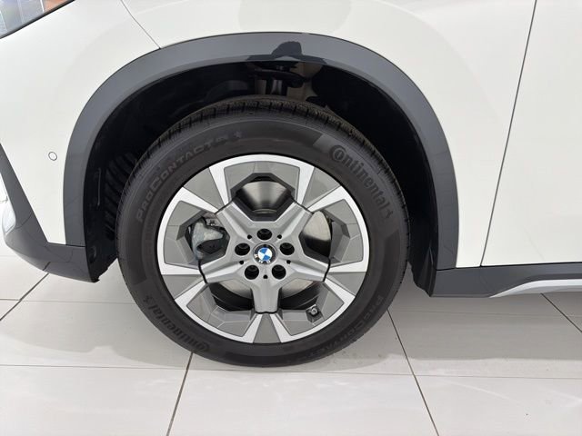Used 2025 BMW X1 xDrive28i w/ Premium Package image 46