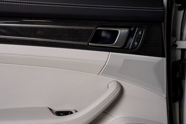 Used 2023 Porsche Panamera Turbo S image 64