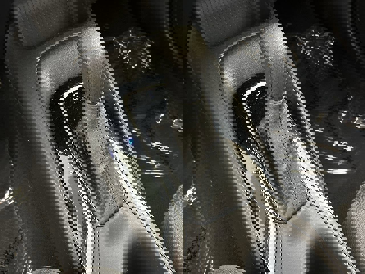 Used 2024 Toyota Corolla LE image 15