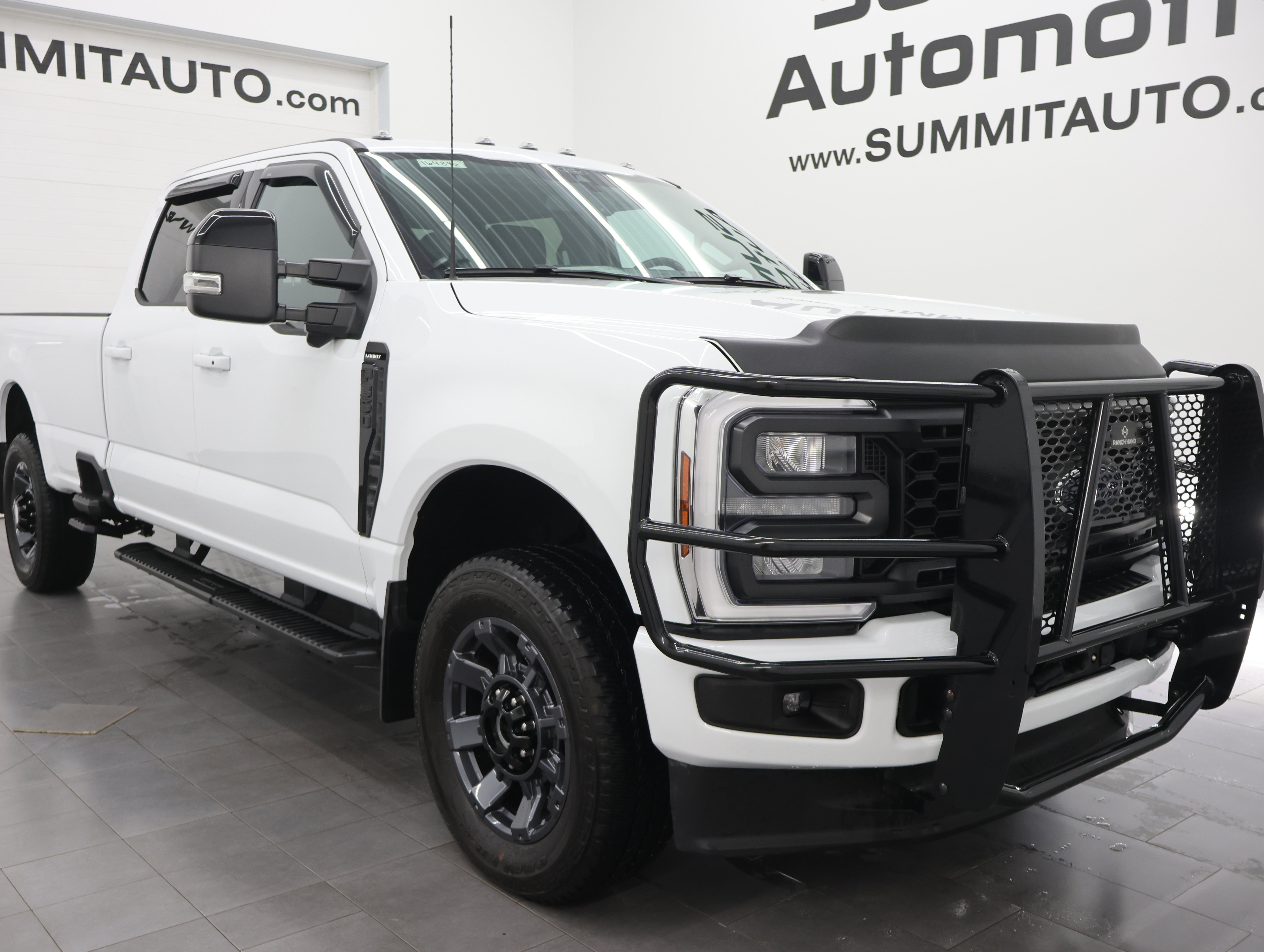 Used 2024 Ford F350 Lariat w/ Sport Appearance Package AWD/4WD image 2