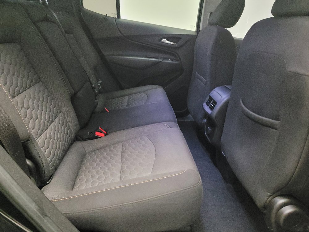 Used 2018 Chevrolet Equinox LT FWD image 19