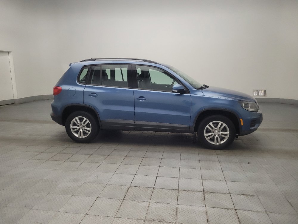 Used 2017 Volkswagen Tiguan S FWD image 11