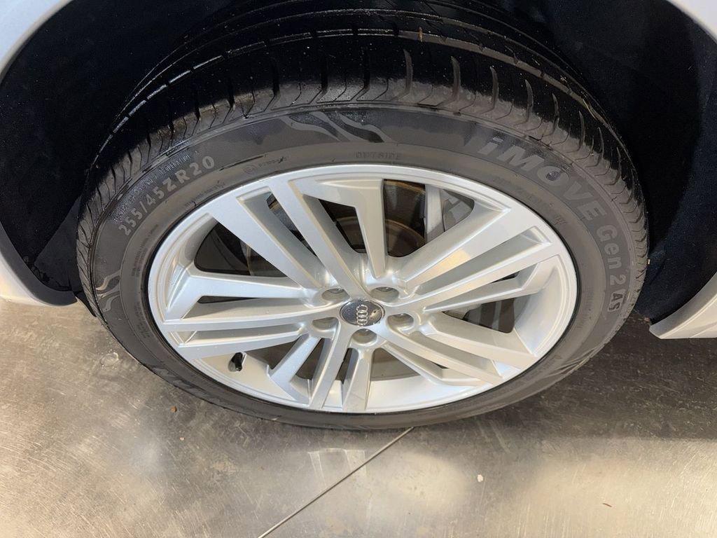 Used 2018 Audi Q5 Prestige w/ Prestige Package image 10