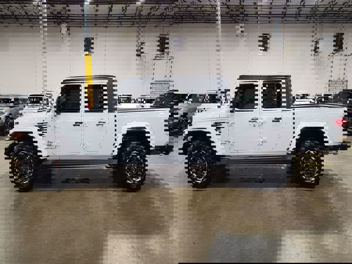 Used 2022 Jeep Gladiator Overland w/ Popular Equipment Package image 8
