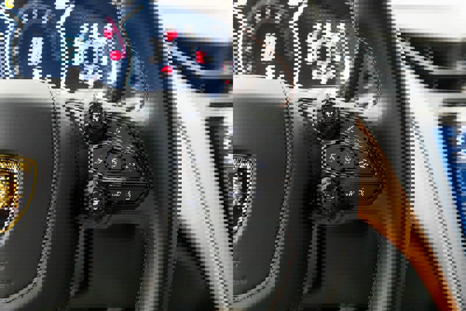 Used 2024 Lamborghini Revuelto image 28